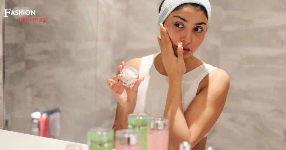 Try This Pregnancy-Safe Day and Night Skin Care Routine